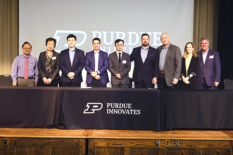 Representatives from ReElement Technologies, Purdue University, Purdue Innovates